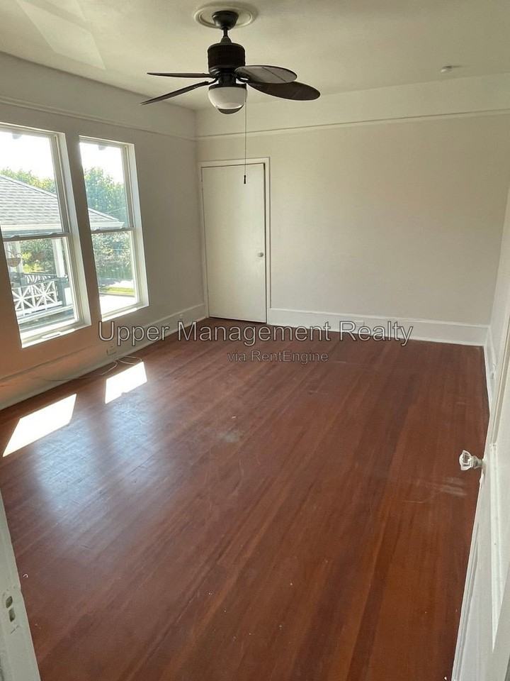 6525 W End Blvd #2A - Photo 3 of 17