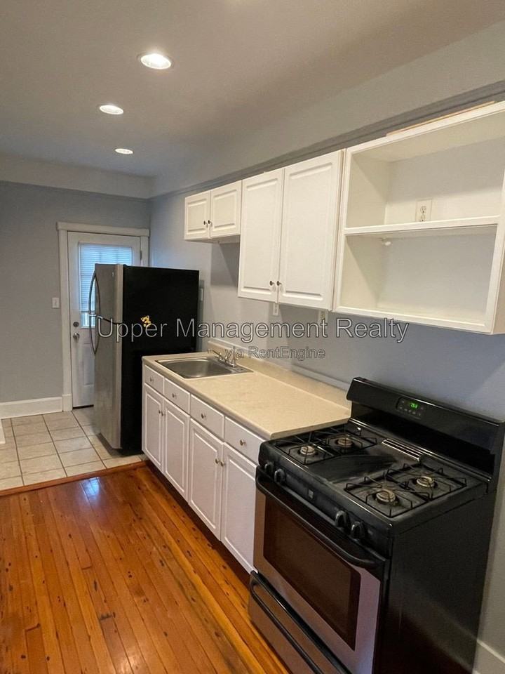4116 Cleveland Ave - Photo 4 of 8