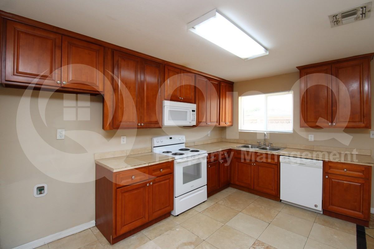 4348 E Alta Vista Rd - Photo 3 of 21