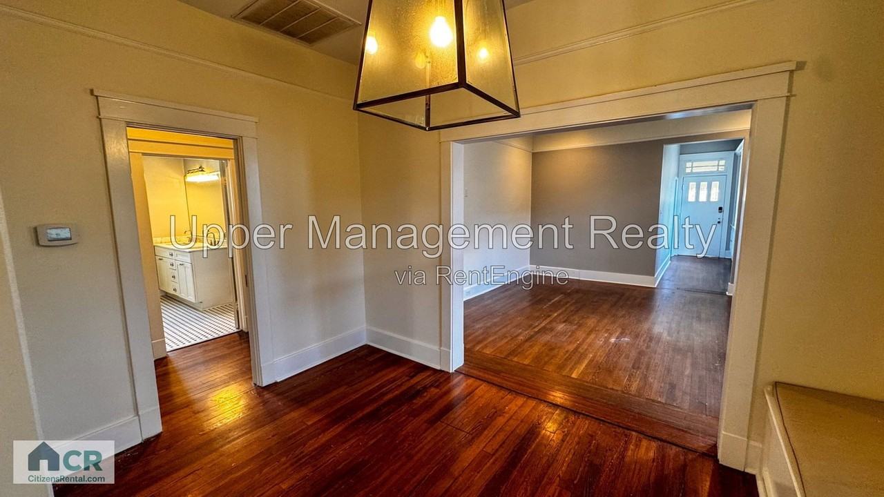1629 Broadway St #1629 - Photo 3 of 26