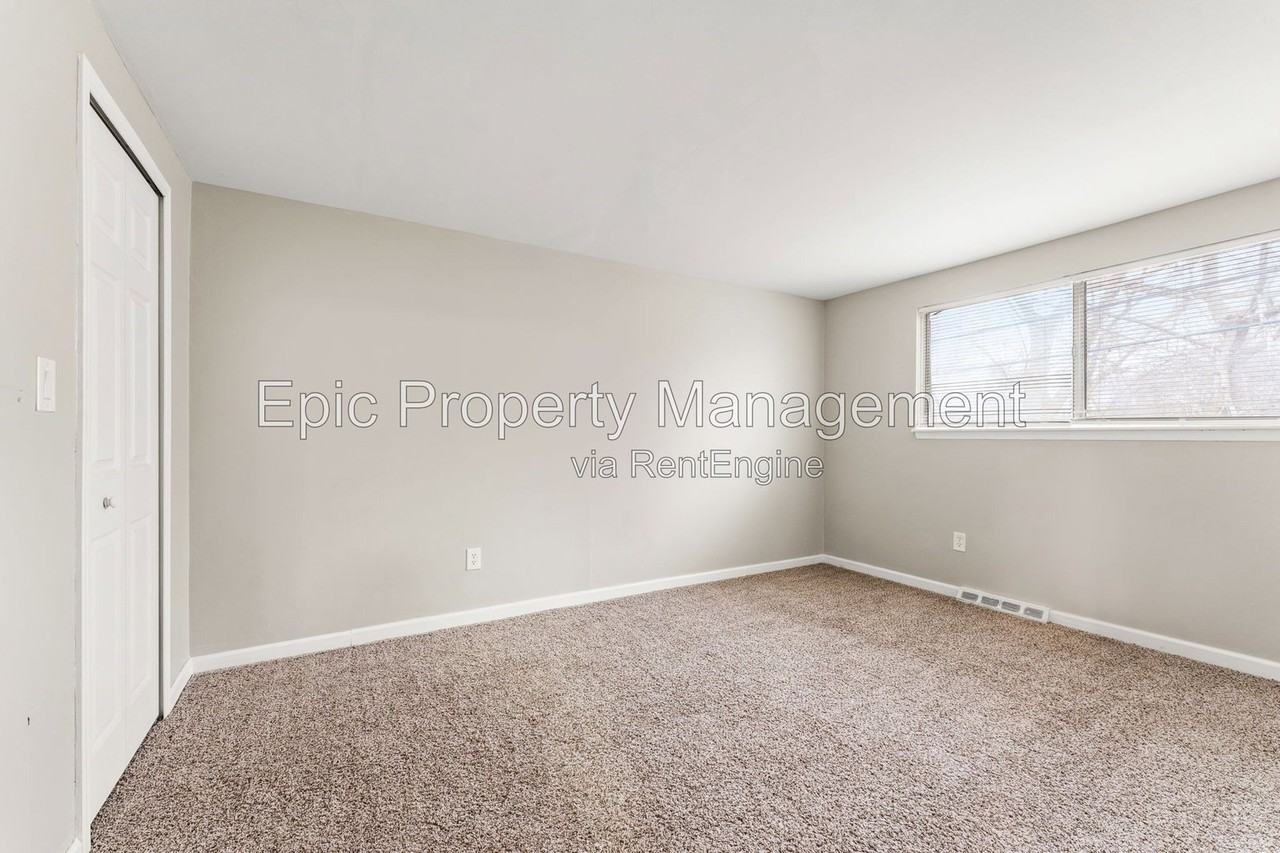 1030 Montie Rd - Photo 5 of 8