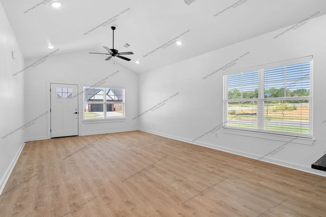 8705 Cantera Dr #A - Photo 3 of 25