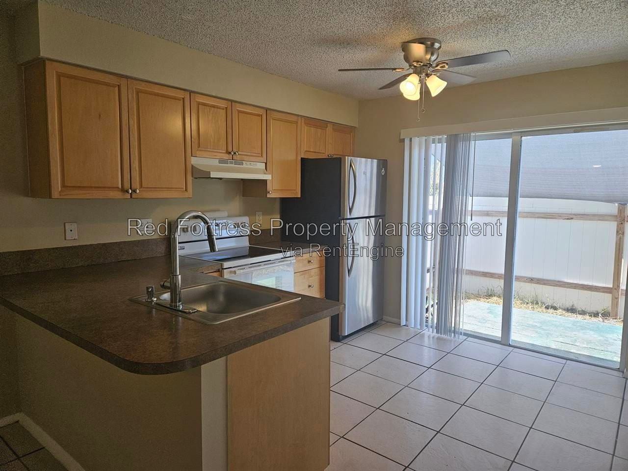 4511 Skyline Blvd #2 - Photo 4 of 10