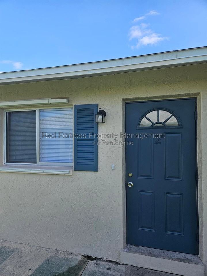 4511 Skyline Blvd #2 - Photo 7 of 10