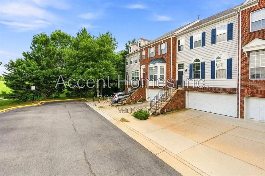 6185 Sage Dr - Photo 2 of 37