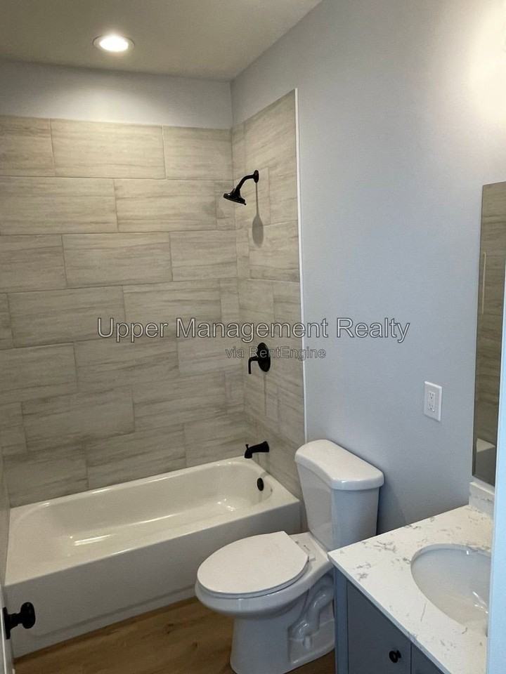 3418 3rd St #3418 - Photo 5 of 20