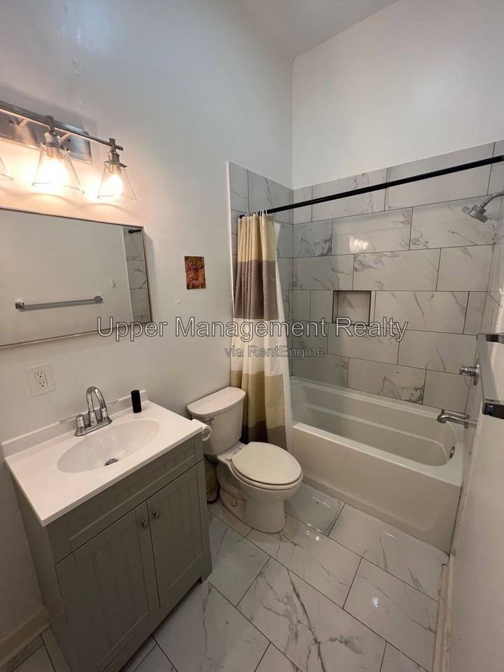 1134 Adams St #1134 - Photo 5 of 9