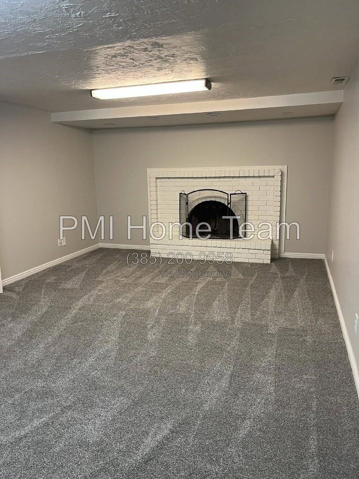215 Cobble Creek Rd - Photo 2 of 25