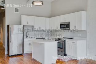 340 Sibley St #221 - Photo 1 of 1