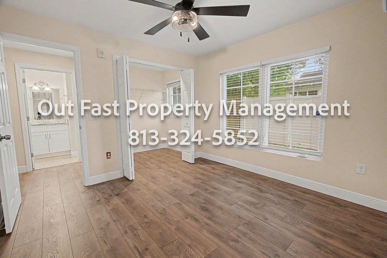915 E Palmetto St #2 - Photo 6 of 26