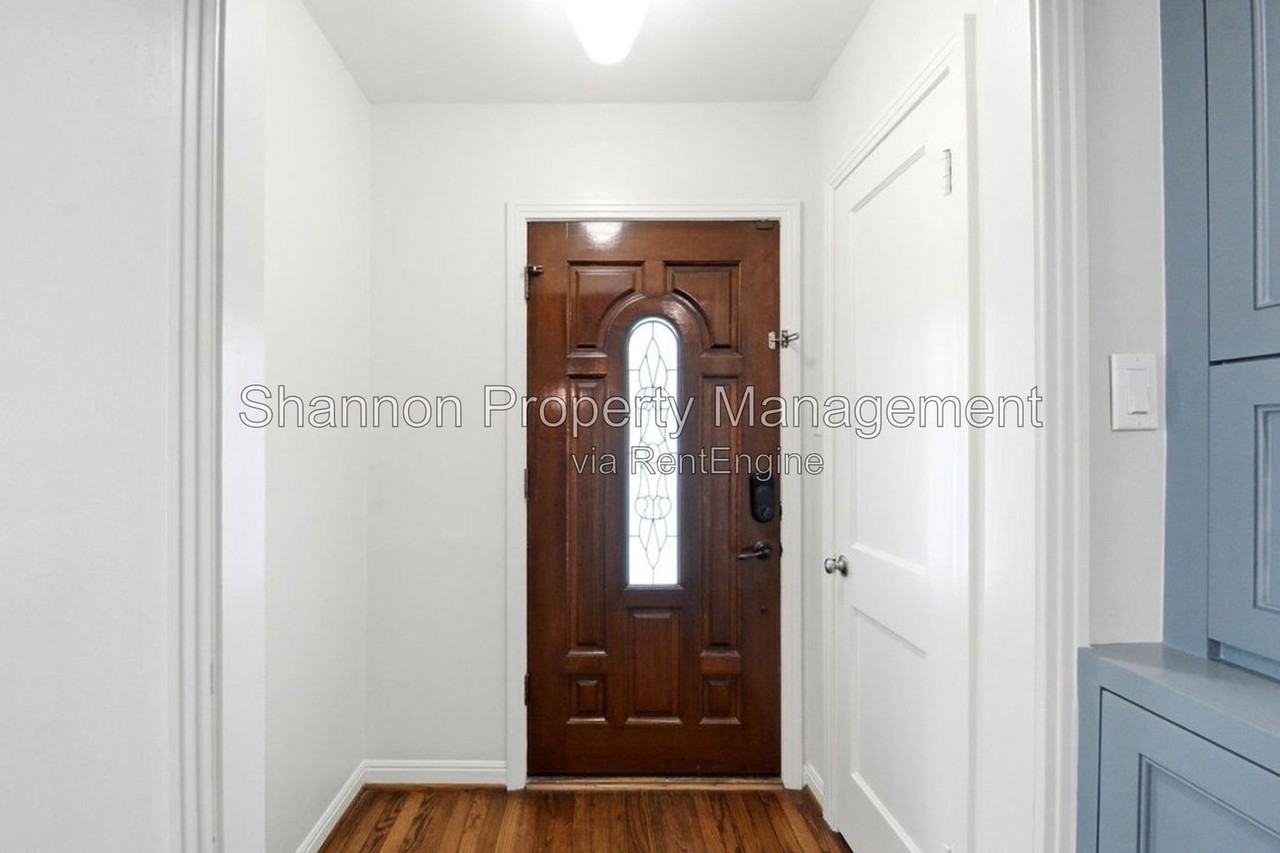 4227 Apollo St - Photo 3 of 24