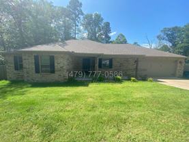 1 Elms Cir - Photo 1 of 1