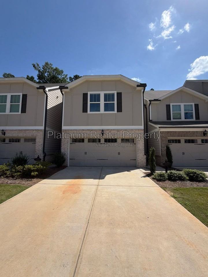 337 Timberland Ave - Photo 2 of 37