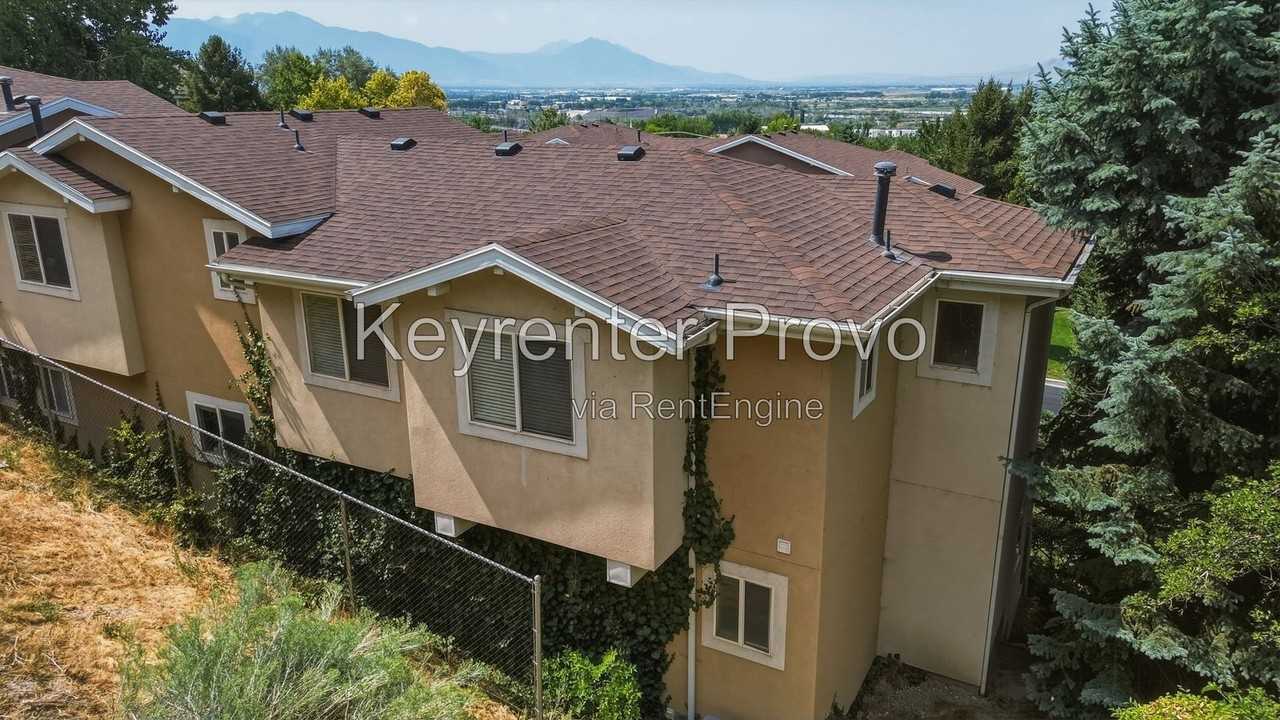 1285 Alpine Way - Photo 3 of 18