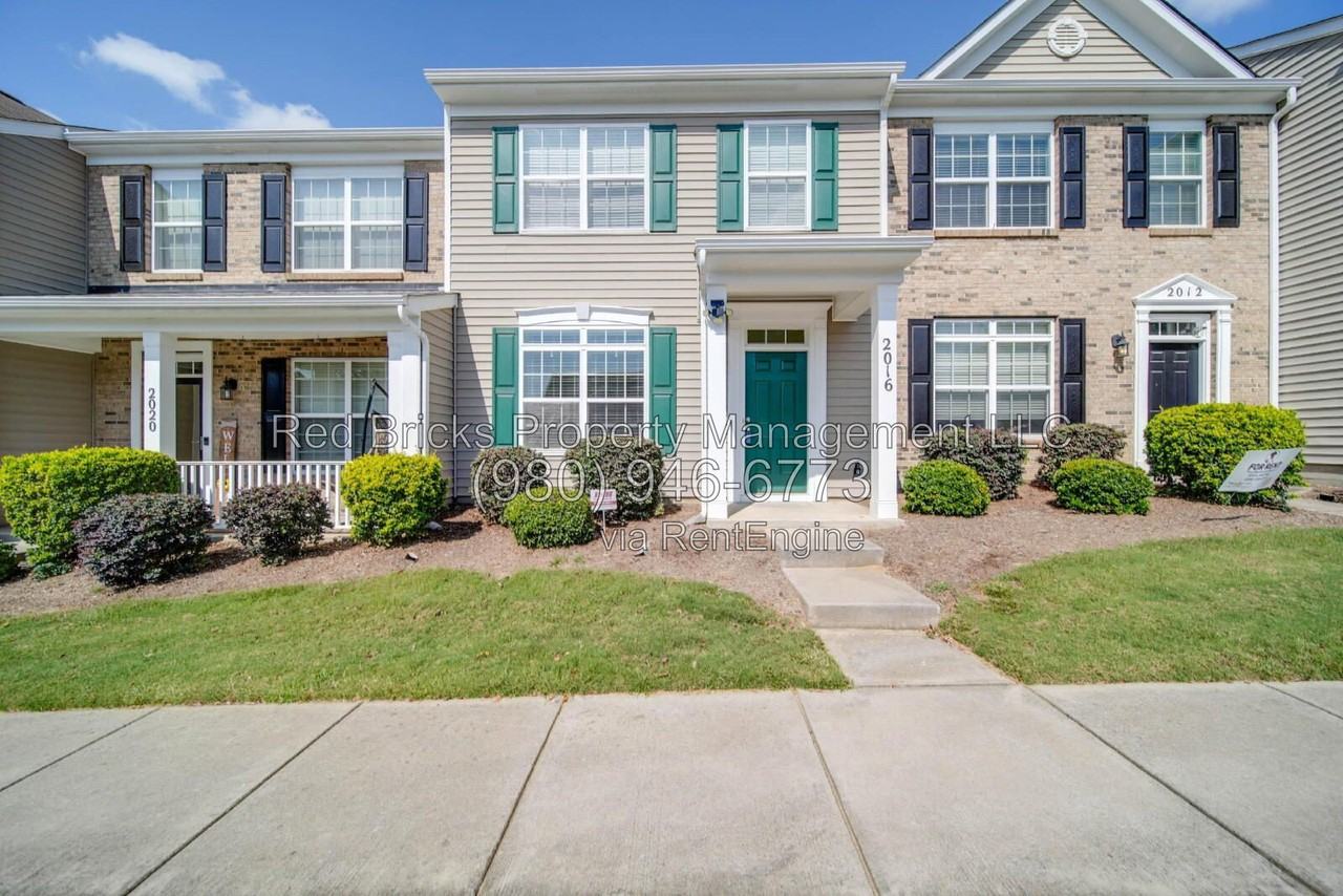 2016 Aston Mill Pl - Photo 2 of 44