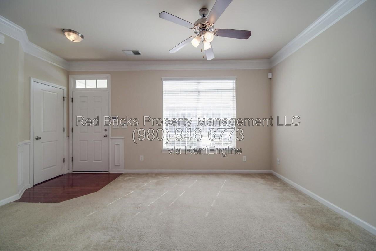 2016 Aston Mill Pl - Photo 7 of 44