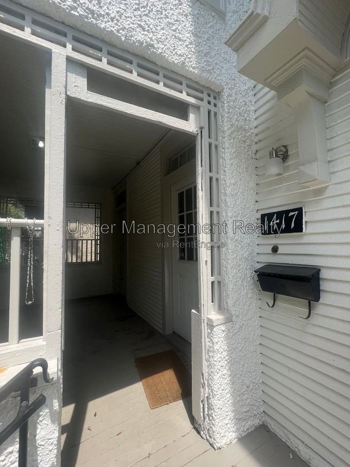1417 Audubon St - Photo 2 of 9