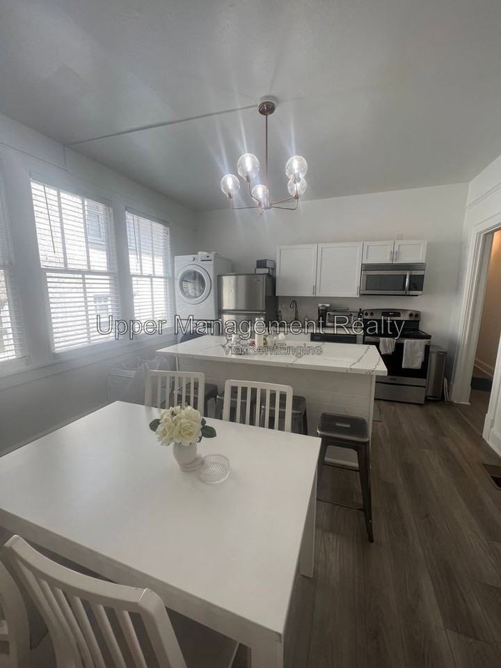 1417 Audubon St - Photo 4 of 9