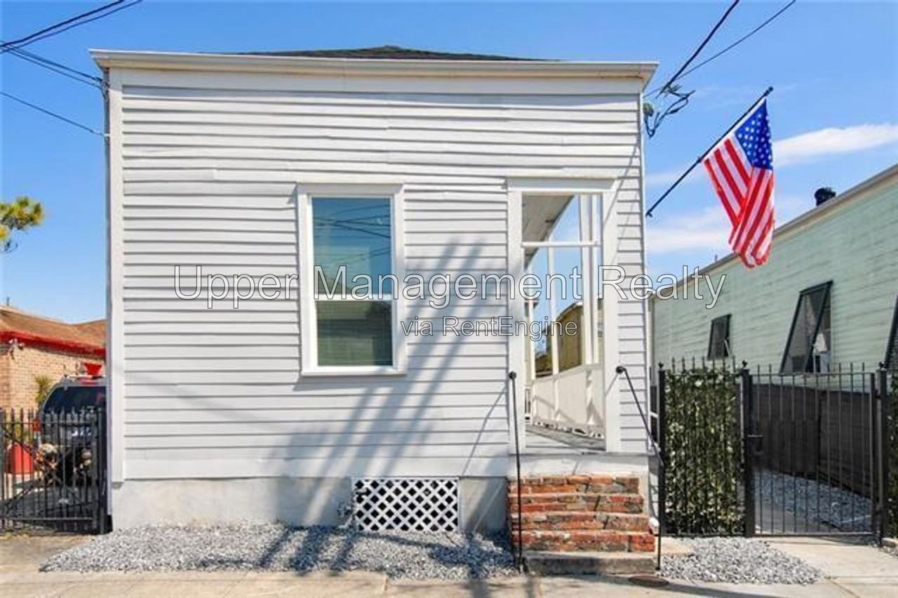 2809 1st St #C - Photo 7 of 7