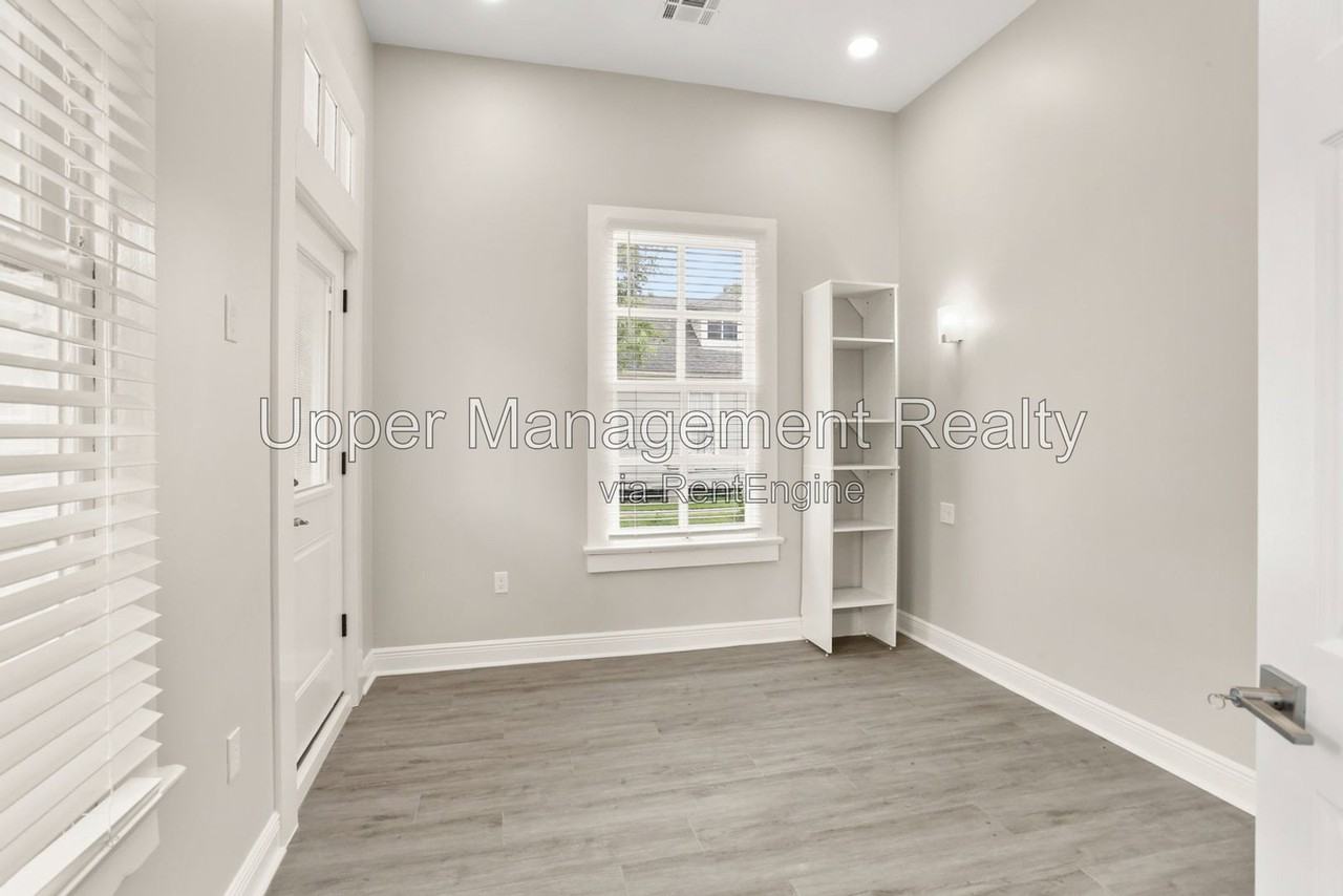 837 Cherokee St #837 - Photo 7 of 12