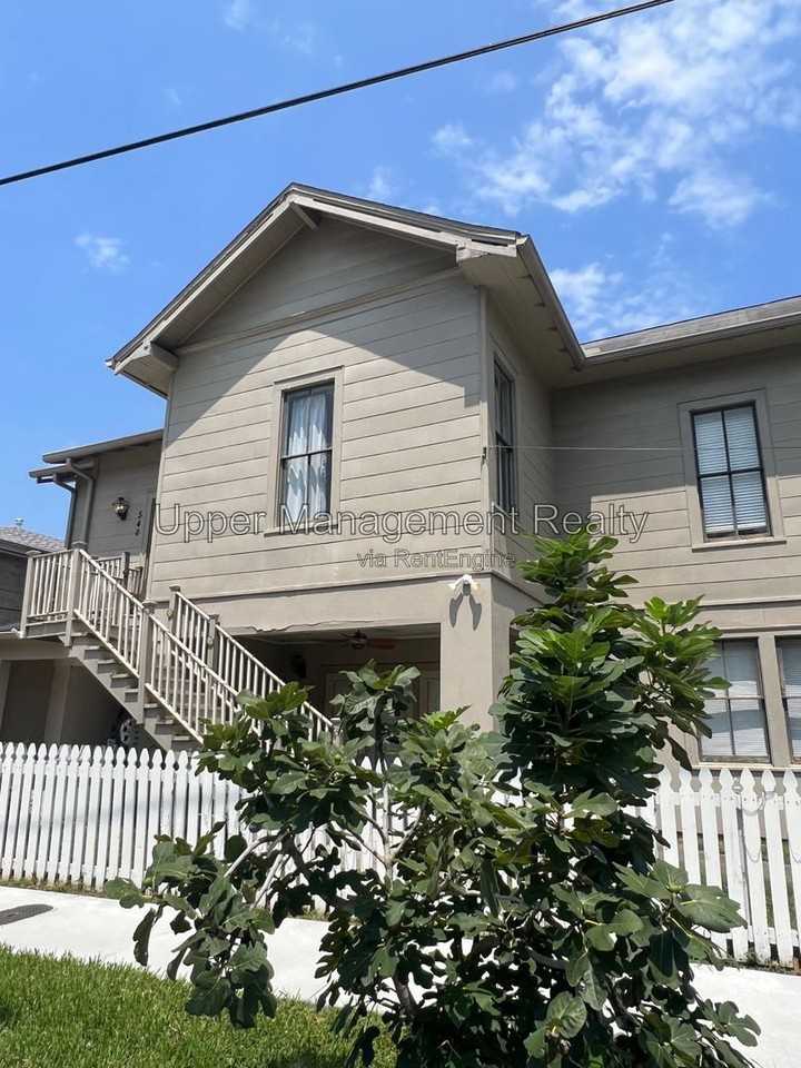 540 Lowerline St - Photo 3 of 14