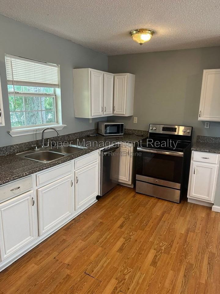 8722 Hickory St #8720 - Photo 5 of 13