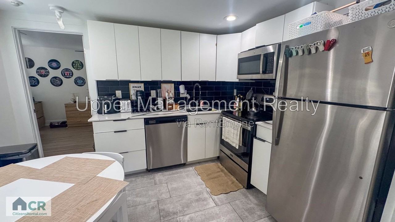 7712 Hampson St #638 - Photo 3 of 12