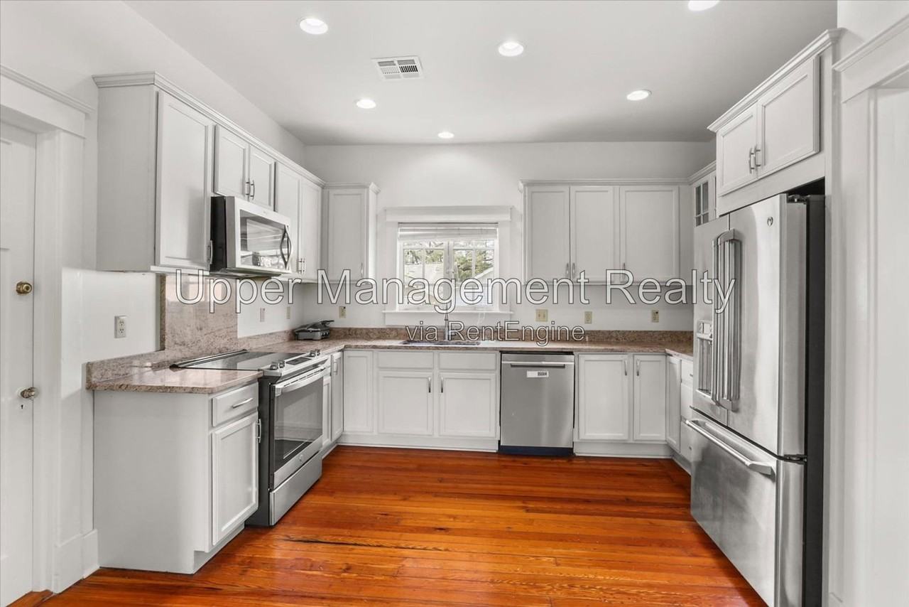 5829 Clara St #5829 - Photo 4 of 23
