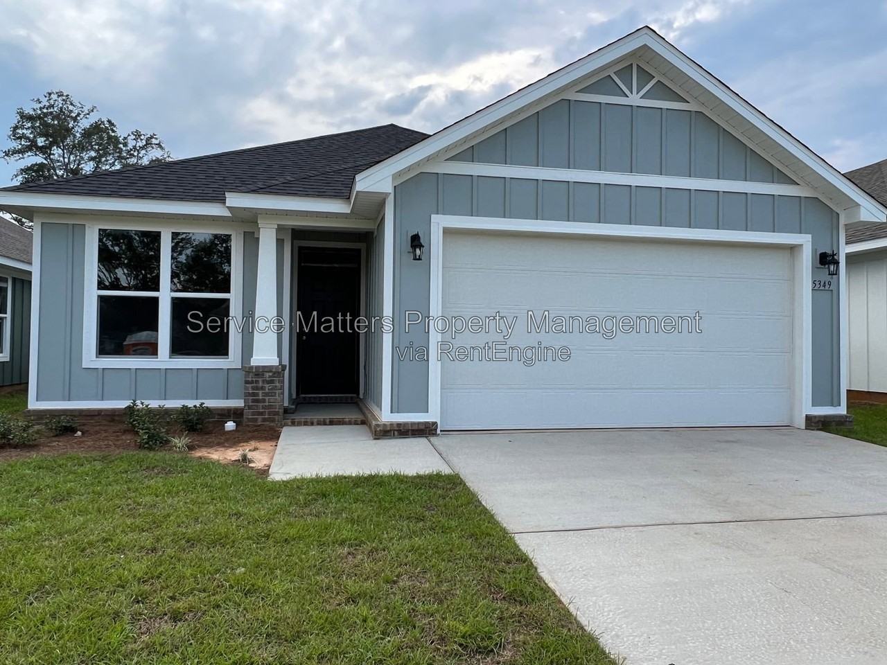 5349 Parkside Dr - Photo 2 of 35