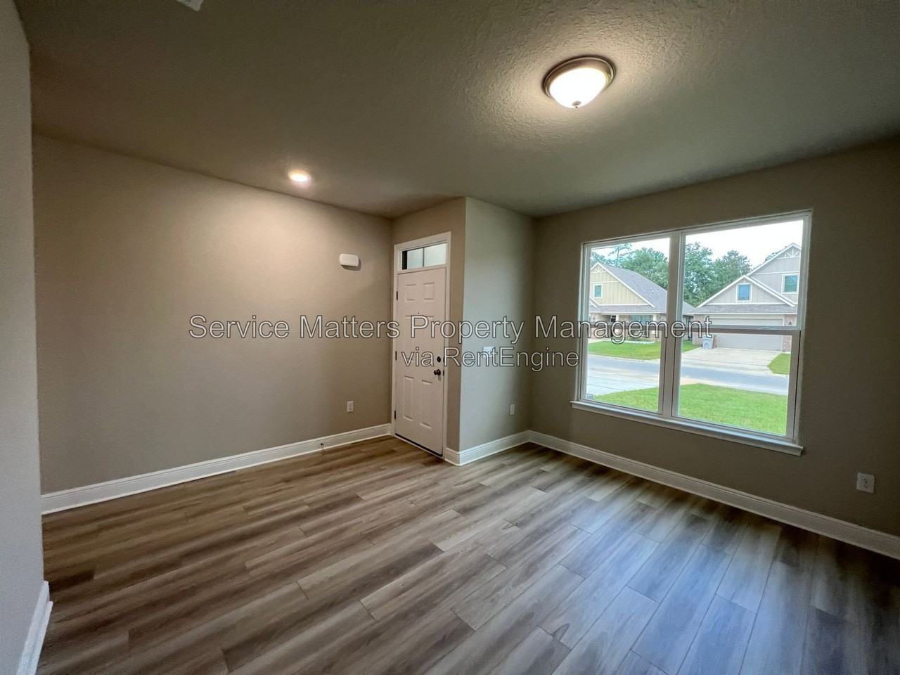 5349 Parkside Dr - Photo 5 of 35