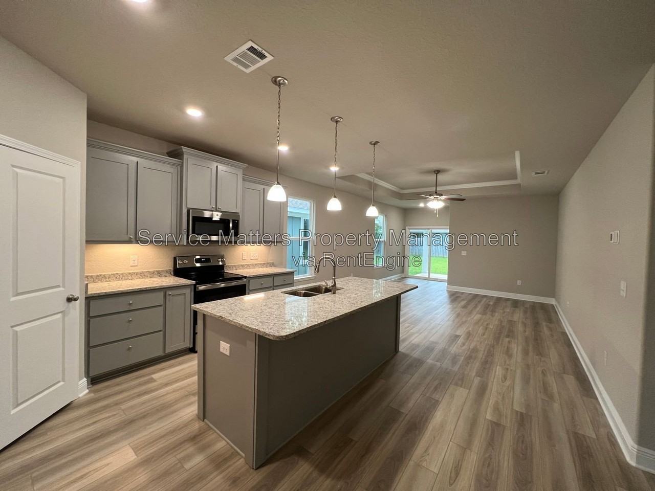 5349 Parkside Dr - Photo 6 of 35