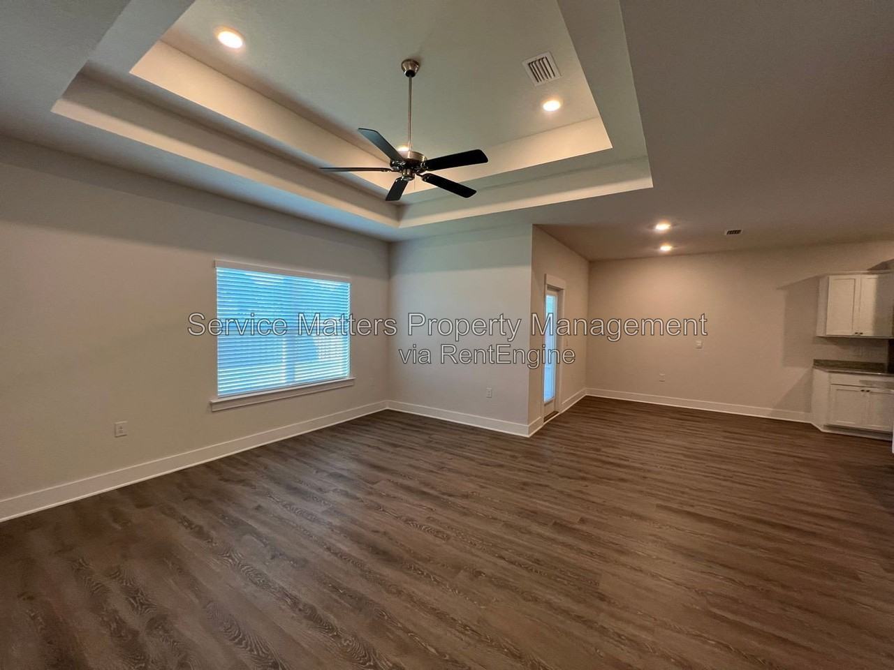 5781 Danbury Blvd - Photo 7 of 38