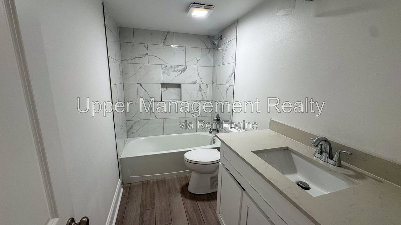 7423 Hampson St #7423BS - Photo 6 of 13