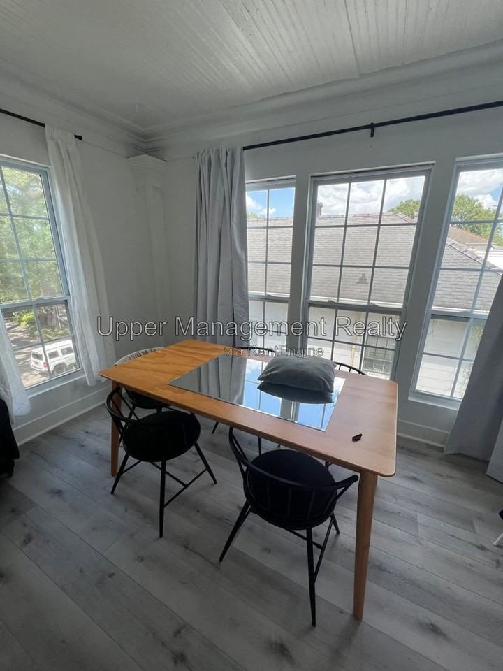 7429 Hampson St #7425-3rdFL - Photo 5 of 16