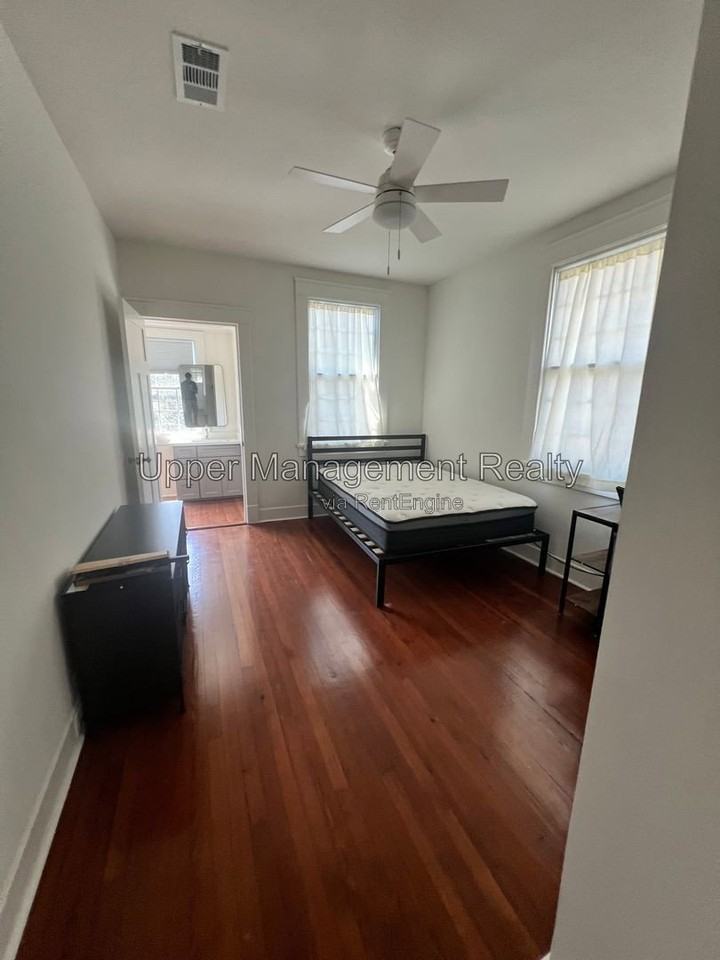 1532 Hillary St #1532 - Photo 3 of 9