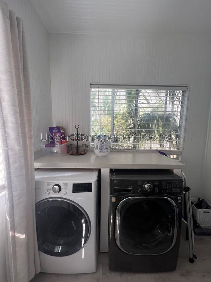 814 Audubon St #814-3rdFL - Photo 4 of 9