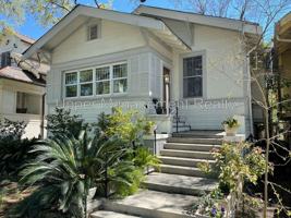 featured image of 1519 Pine St