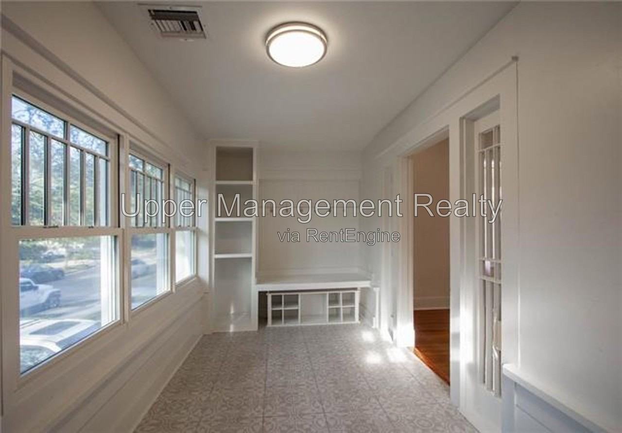 1519 Pine St - Photo 2 of 17