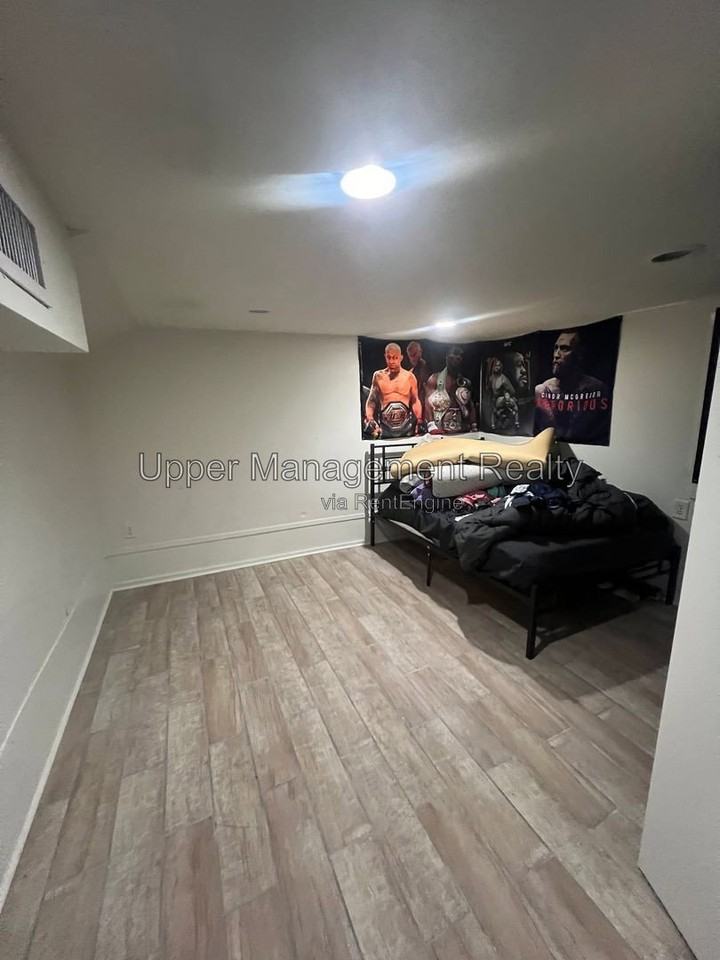 5827 Clara St #5827 - Photo 7 of 7