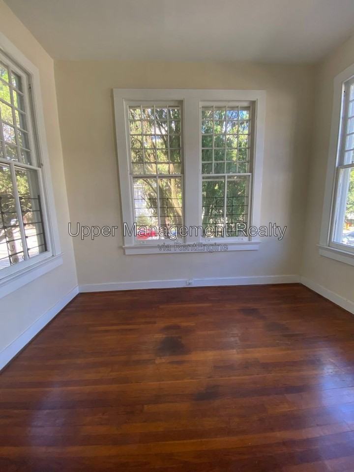 2201 Calhoun St #A - Photo 3 of 11