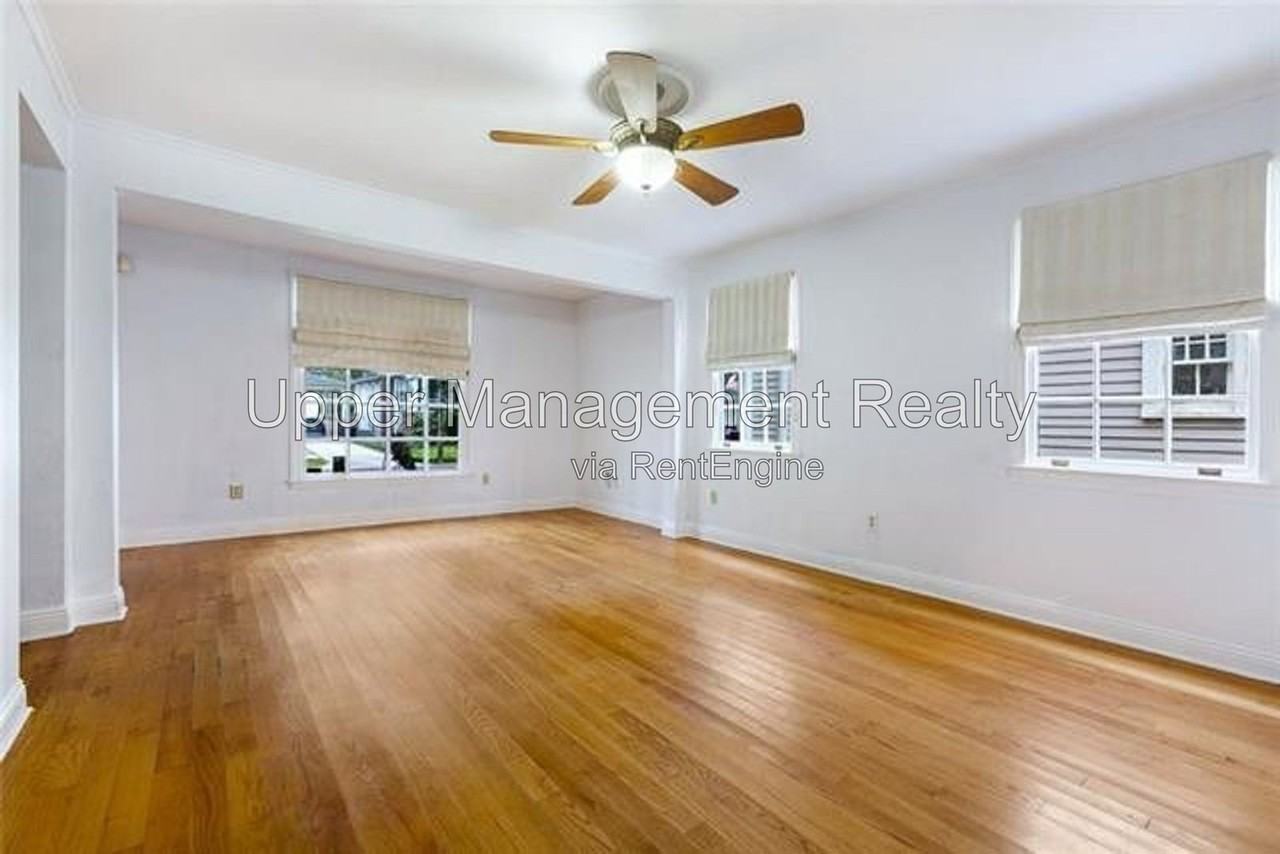 2330 Palmer Ave - Photo 3 of 15
