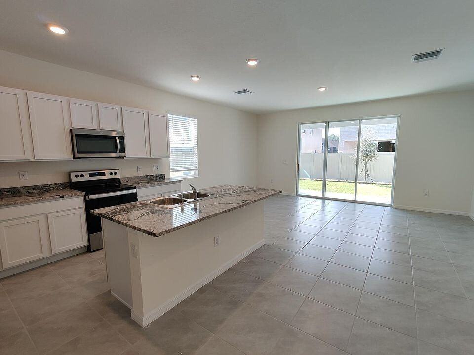 1599 Hubbell Rd - Photo 5 of 28