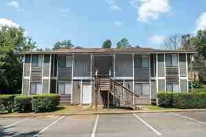featured image of 709 Pointe Ct #A