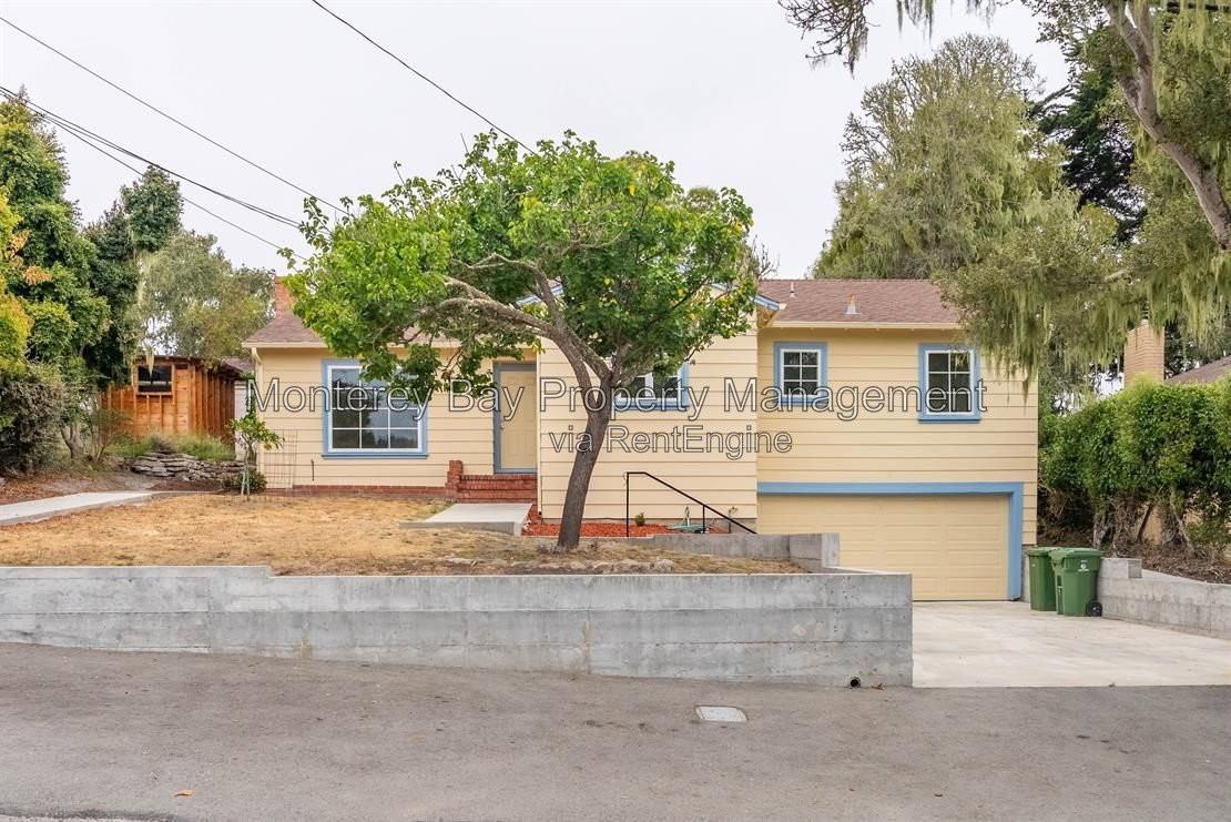 32 Via Ventura - Photo 2 of 24