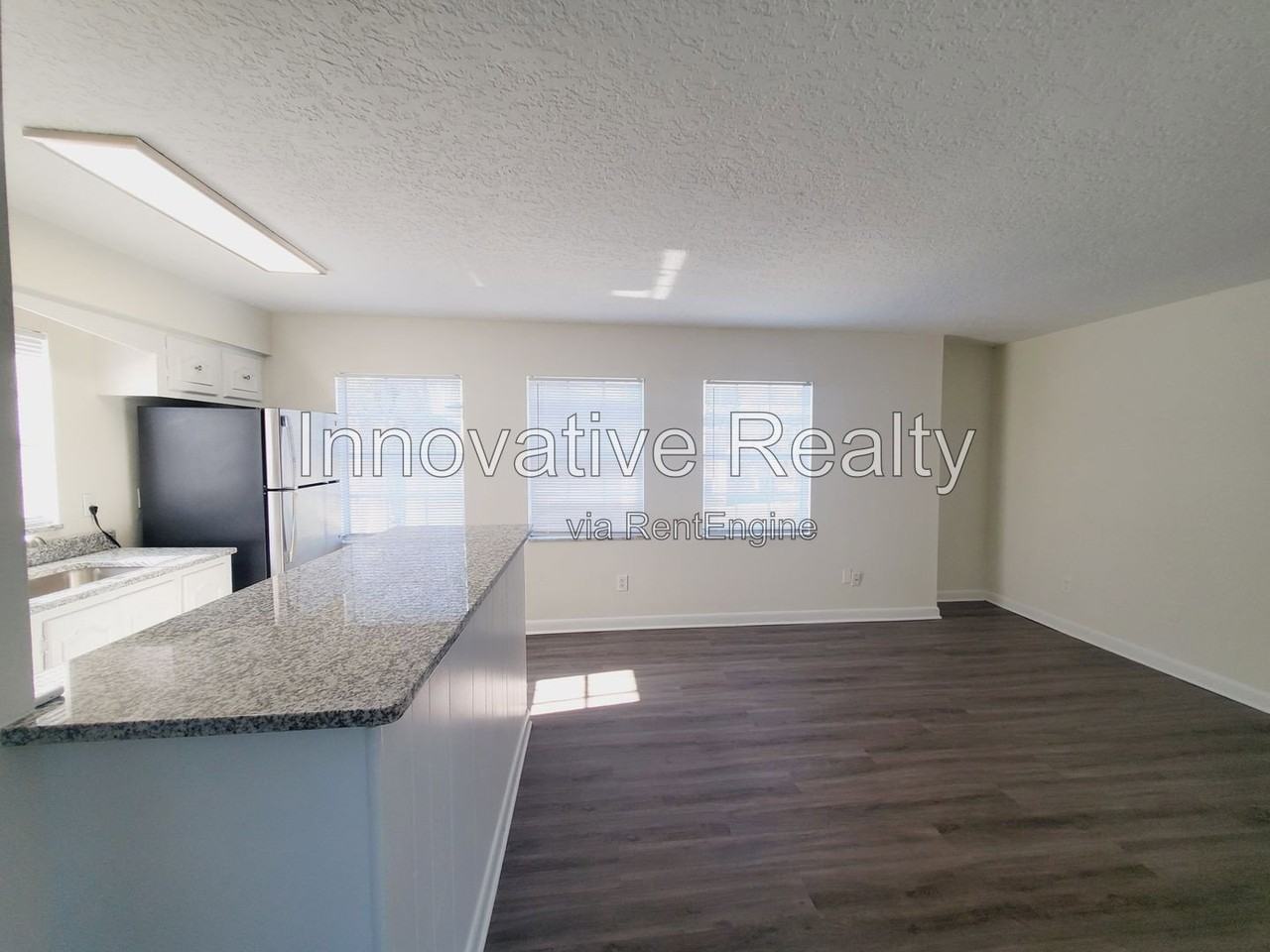 5266 Davisson Ave - Photo 4 of 16