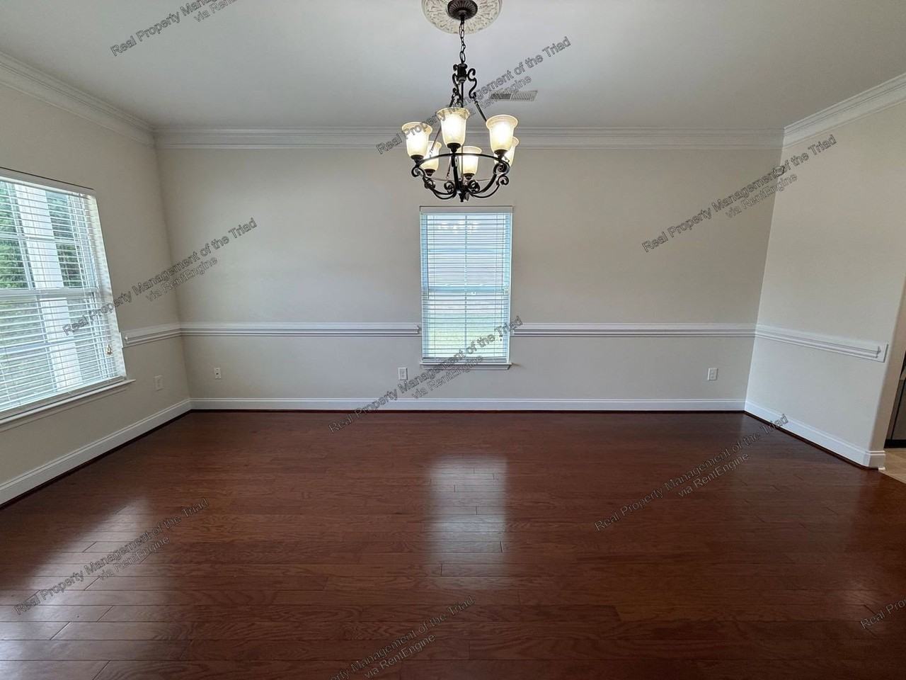 3821 Marble Dr - Photo 2 of 23
