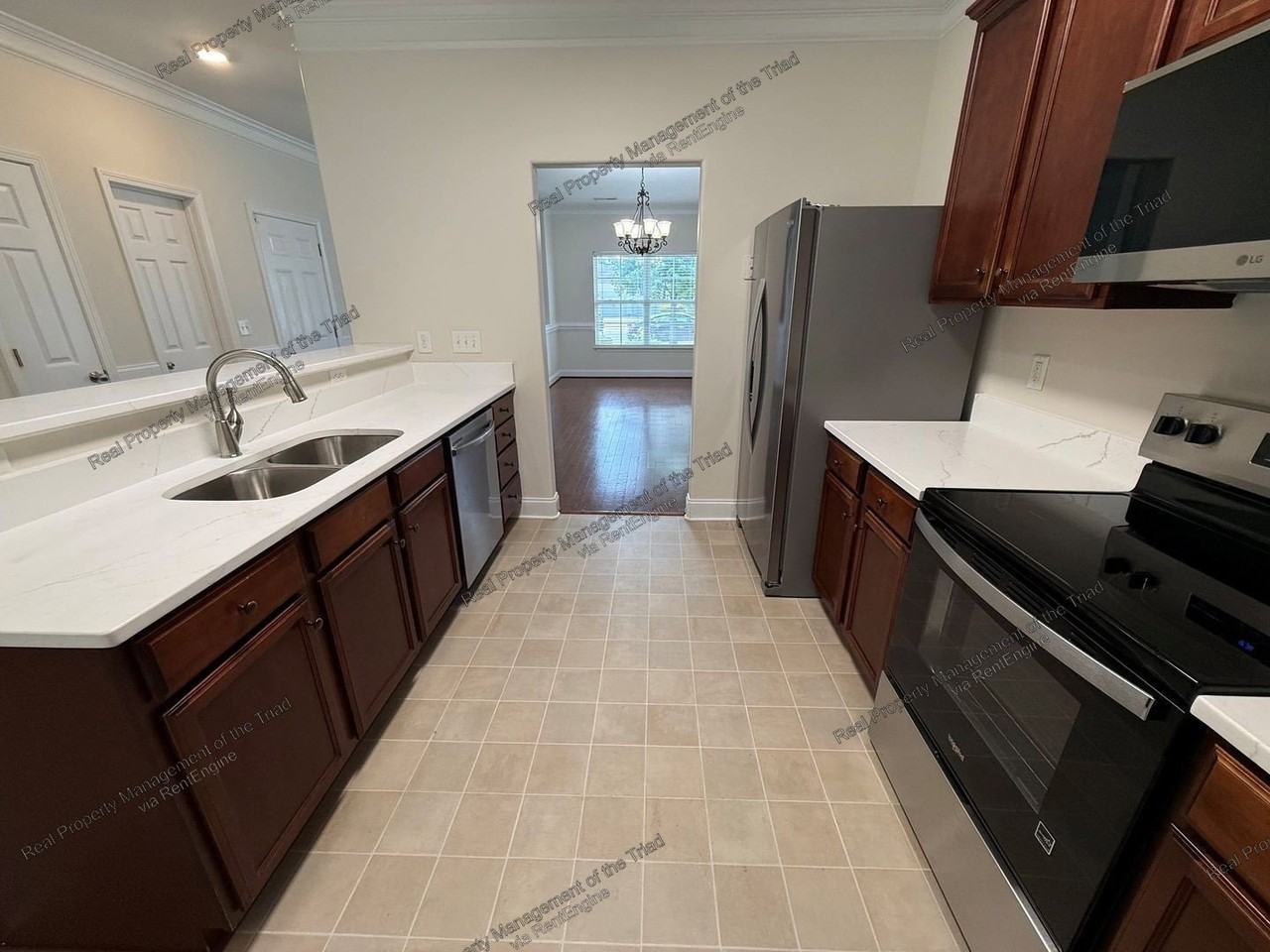 3821 Marble Dr - Photo 5 of 23