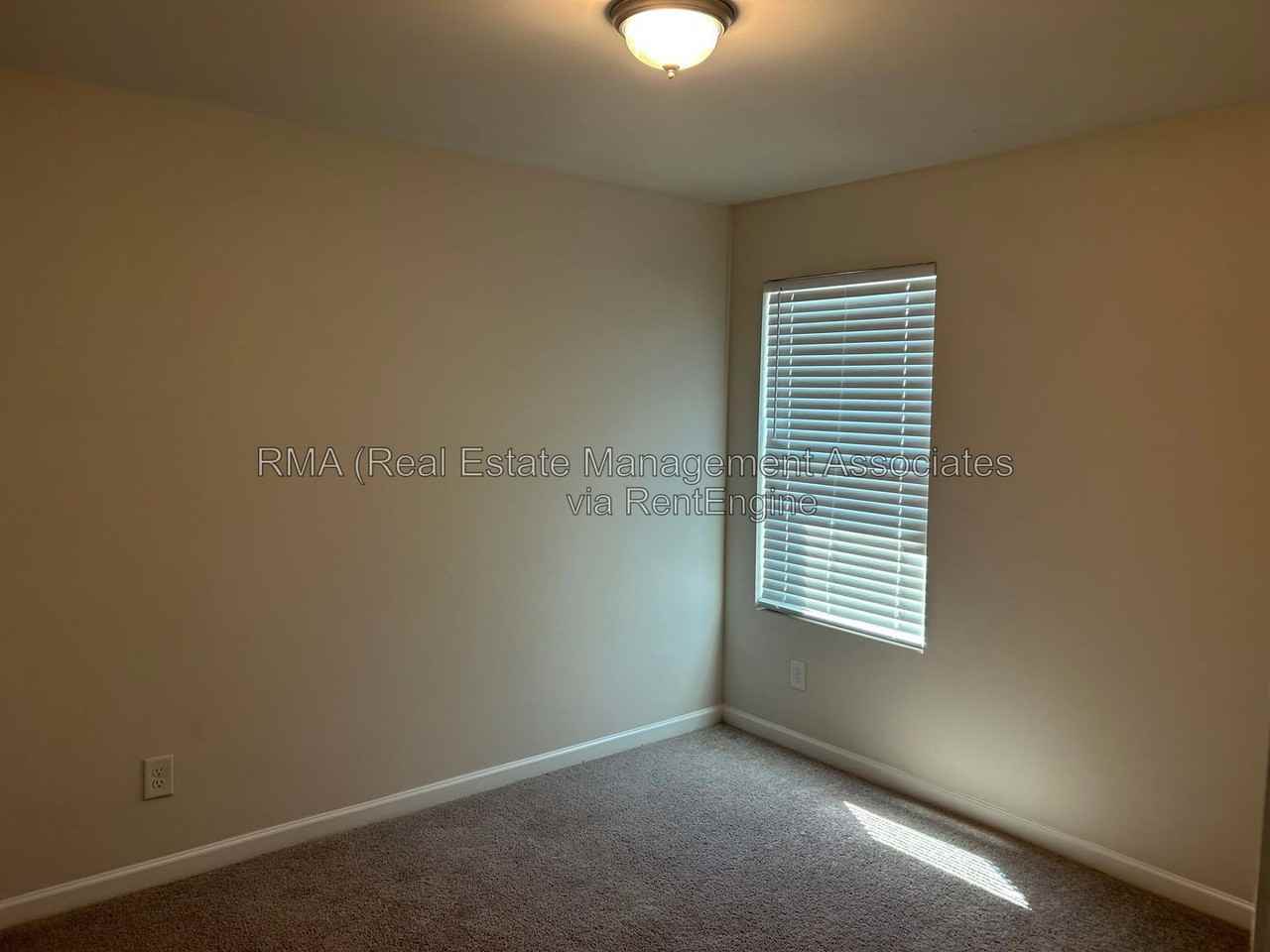141 Dogwood Ln - Photo 6 of 9