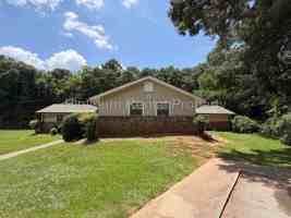 featured image of 1512 Waverly Way