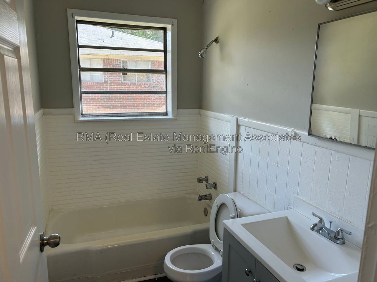 206 Austin Ave - Photo 6 of 6